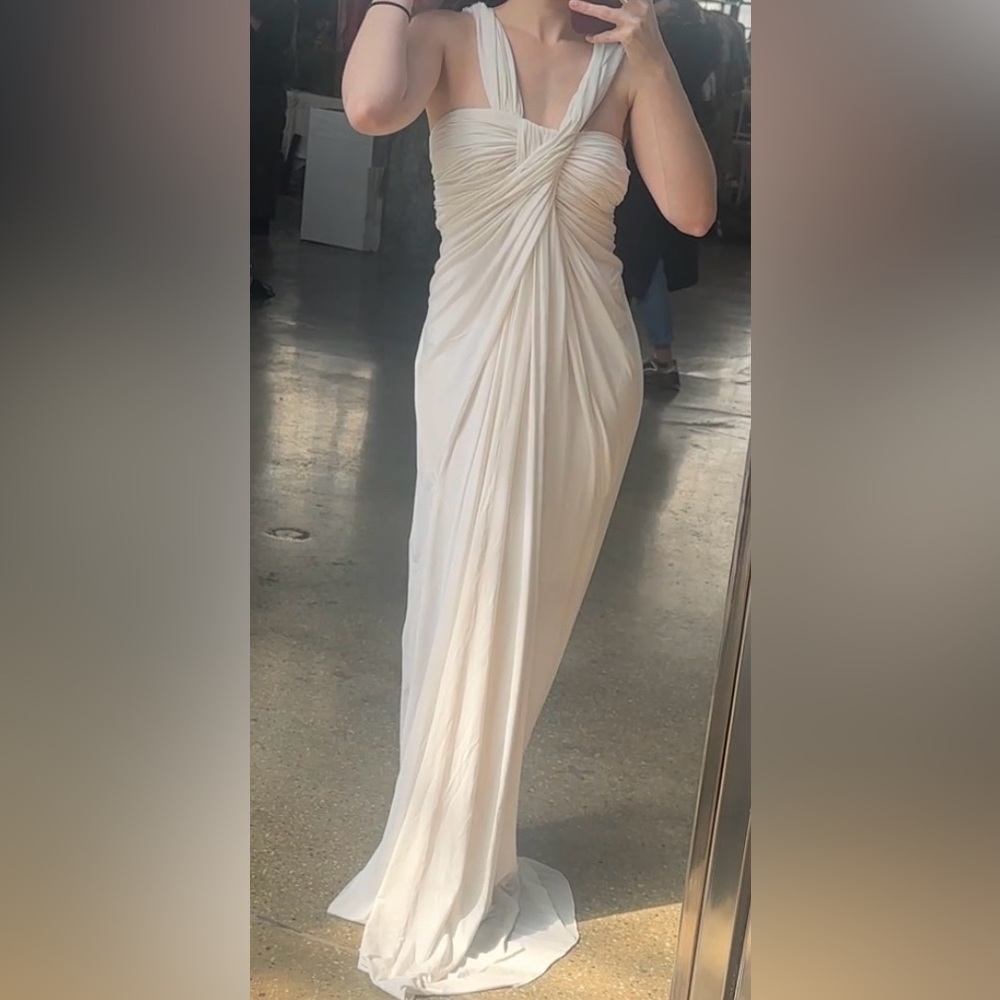 Elegant White Maxi Dress